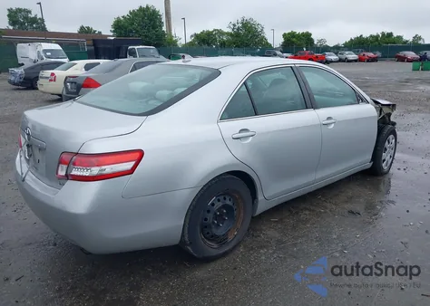 2010 Toyota Camry Le из США, поврежденный, VIN 4T4BF3EK2AR005697